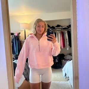 strawberry milkshake lululemon scuba hoodie, only worn once! - size XS/S